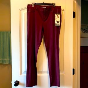 Maurices Smart Plus Burgundy Skinny Trousers sz 0